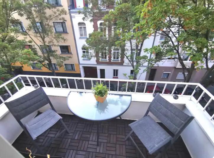 "Greensun-Homes" Messe, Flughafen Und Zentrums Nah, Ruhig, Modern, Schnelles Wlan, Balkon Und Kueche, Freies Parken, 4 Schlafplaetze Moeglich Κολωνία Εξωτερικό φωτογραφία
